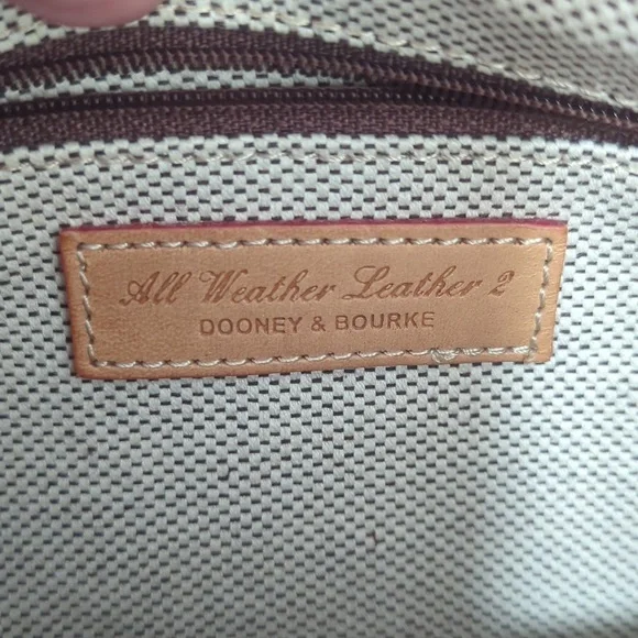 Dooney & Bourke brown pebbled leather handbag purse o-ring slouch bag - Picture 10 of 13